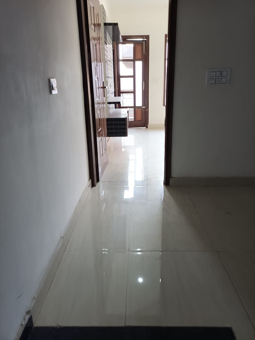 3 BHK + Pooja Room 1400 Sq.Ft. Apartment in Prabhat Enclave Ghazipur
