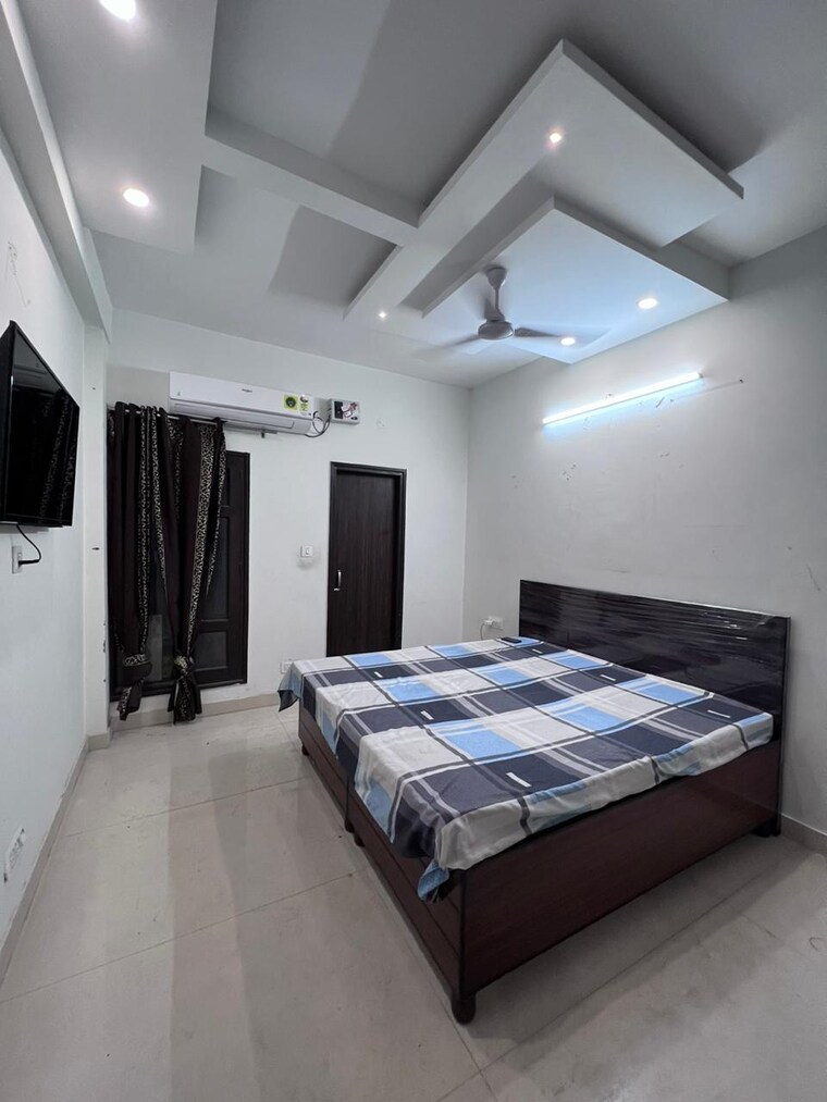 Bedroom, aura-homes 3 Bedroom 1800 Sq.Ft. Apartment In Patiala Road Zirakpur 9461498