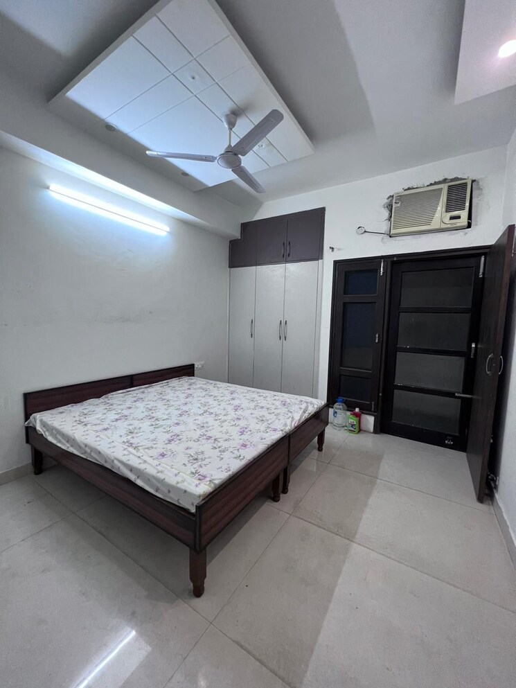 Bedroom, aura-homes 3 Bedroom 1800 Sq.Ft. Apartment In Patiala Road Zirakpur 9461498