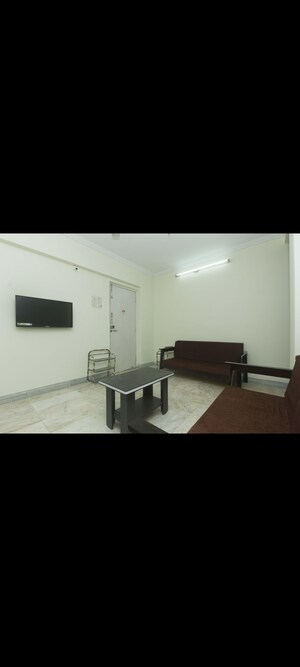  Pg For Rent in Malad West