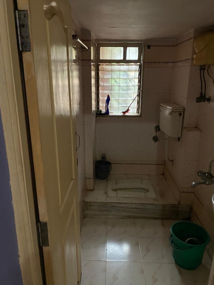 Bathroom, sai-ram-residency-malad 1 Bedroom 500 Sq.Ft. Apartment In Malad East Mumbai 9461547