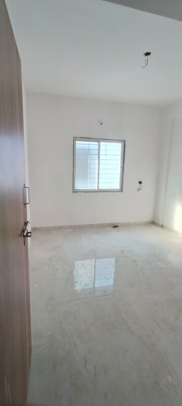 Room in 2 BHK Independent House at Makhmalabad – for Sale