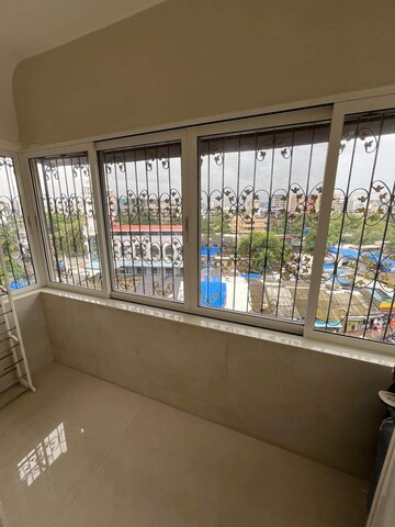 Balcony in 4 BHK Apartment at Juhu – for Rent