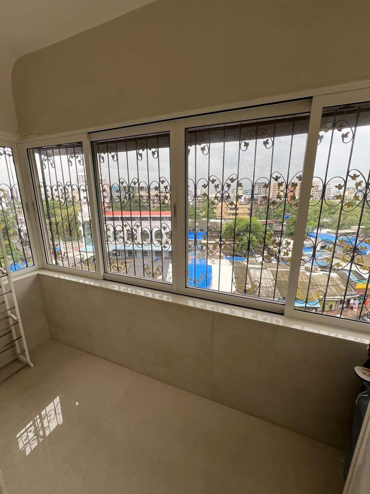 Balcony, juhu 4 Bedroom 2500 Sq.Ft. Apartment In Juhu Mumbai 9459031