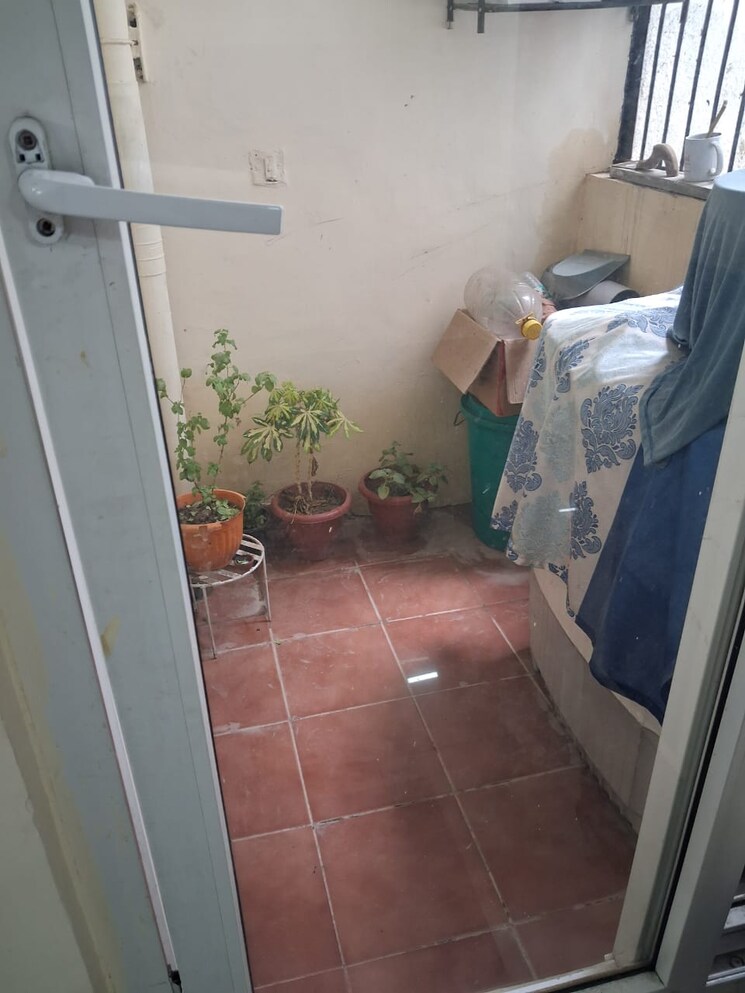 Balcony, techman-moti-residency 2.5 Bedroom 1160 Sq.Ft. Apartment In Raj Nagar Extension Ghaziabad 9461601