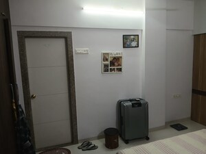 Room in 2 BHK Apartment at Rag Megh Malhar, Goregaon East – for Rent