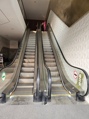 Staircase in  Shop at 99 Avenue, Lulla Nagar – for Sale