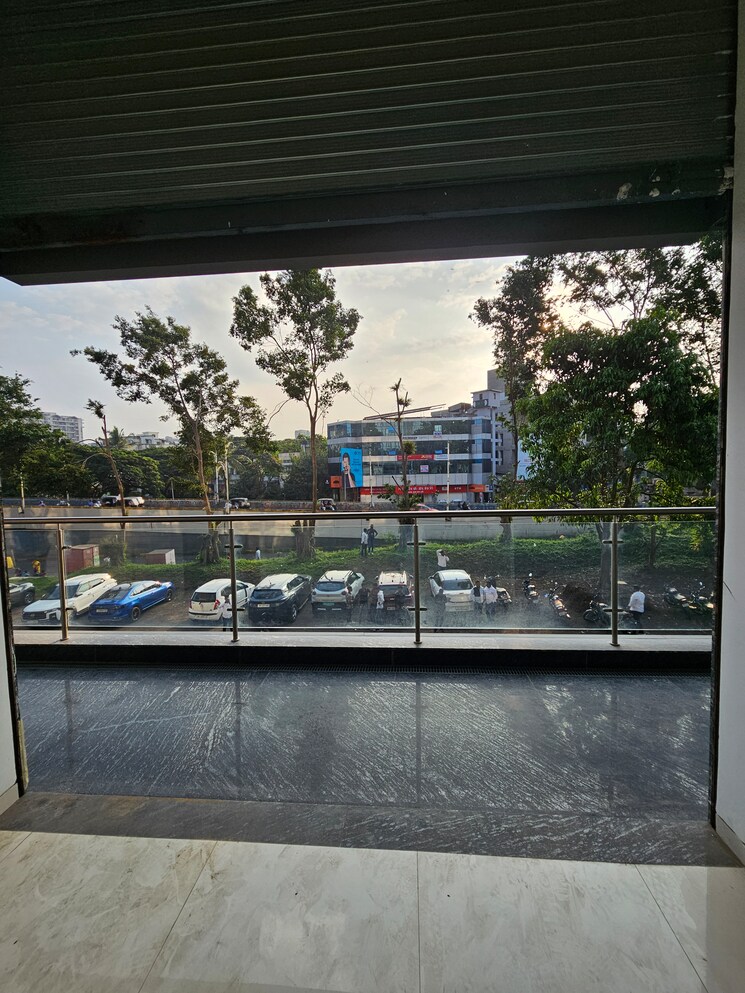 Balcony, 99-avenue Commercial Shop 518 Sq.Ft. In Lulla Nagar Pune 9461636