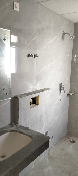 Bathroom in 4 BHK Apartment at Rishita Manhattan, Gomti Nagar – for Sale