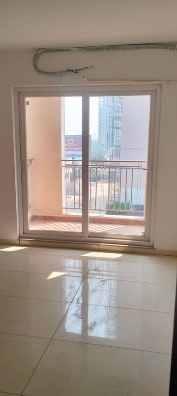 Room in 4 BHK Apartment at Rishita Manhattan, Gomti Nagar – for Sale