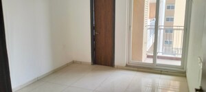 Room in 4 BHK Apartment at Rishita Manhattan, Gomti Nagar – for Sale