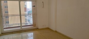Room in 4 BHK Apartment at Rishita Manhattan, Gomti Nagar – for Sale