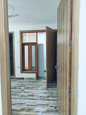 Room in 1 BHK Builder Floor at Freedom Fighters Enclave – for Rent