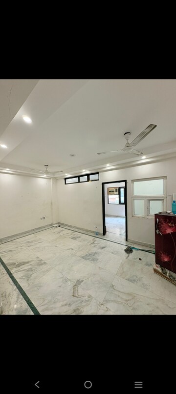 2 BHK Builder Floor For Rent in Saket