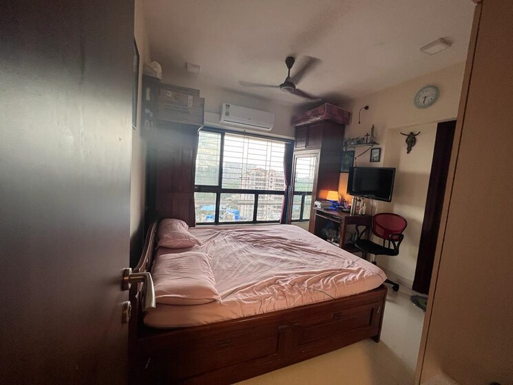 Bedroom, sunteck-gilbird 2 Bedroom 800 Sq.Ft. Apartment In Andheri West Mumbai 9461640