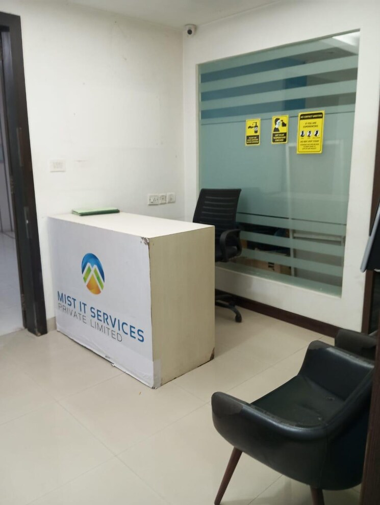 Team Area, ellora-fiesta Commercial Office Space 2268 Sq.Ft. In Sanpada Navi Mumbai 9461667