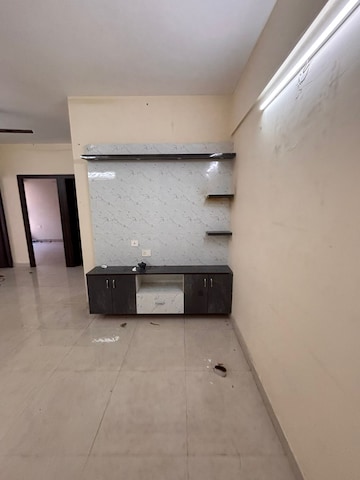 Furnished Amenities in 2 BHK Apartment at Signature Global Proxima, Sector 89 – for Rent