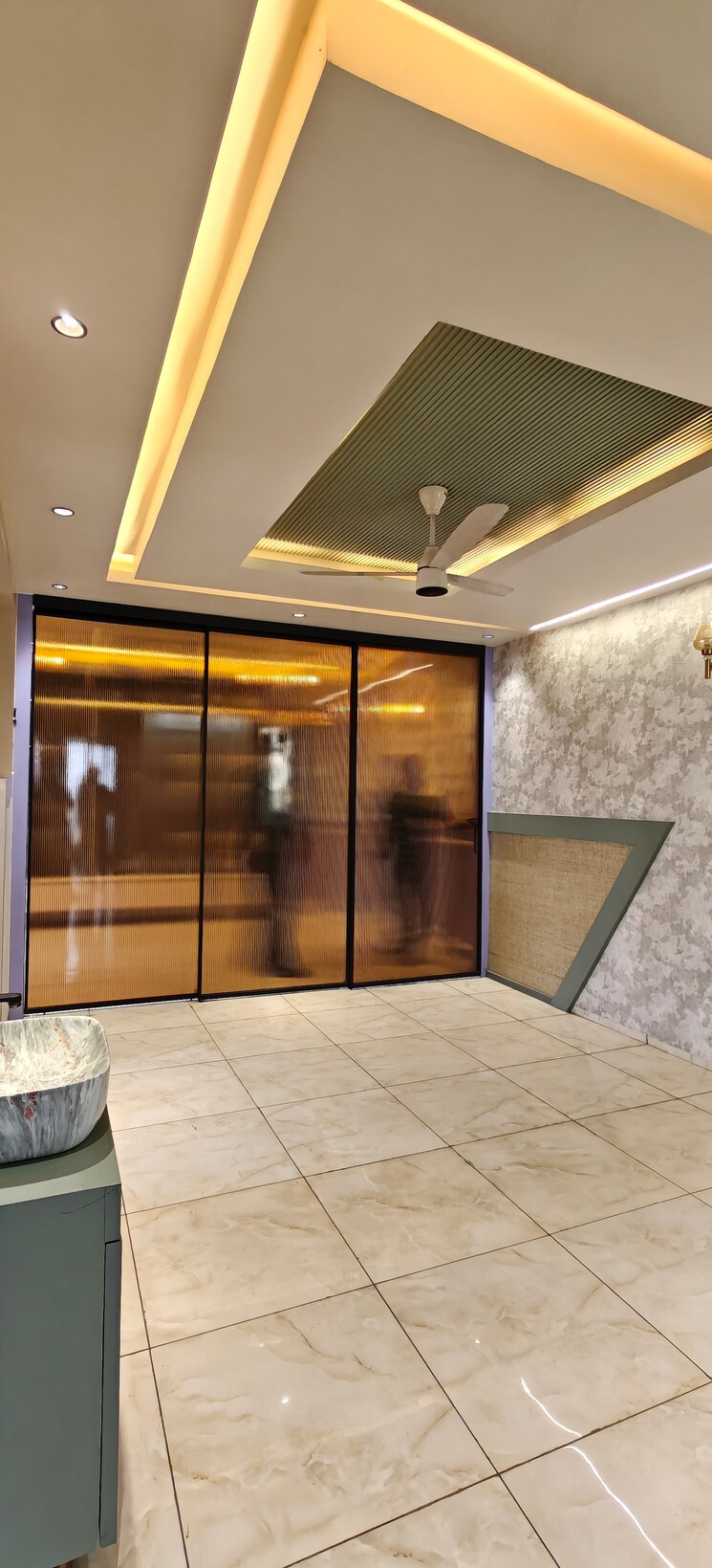 Room, bptp-discovery-park 3 Bedroom 1625 Sq.Ft. Apartment In Sector 80 Faridabad 9461707