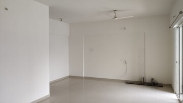 Room in 2 BHK Apartment at Kharadi – for Rent