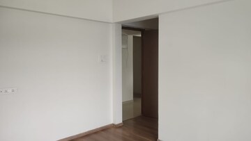 Room in 2 BHK Apartment at Kharadi – for Rent