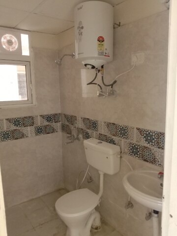 Bathroom in 2 BHK Apartment at Signature Global Prime, Sector 63a – for Rent