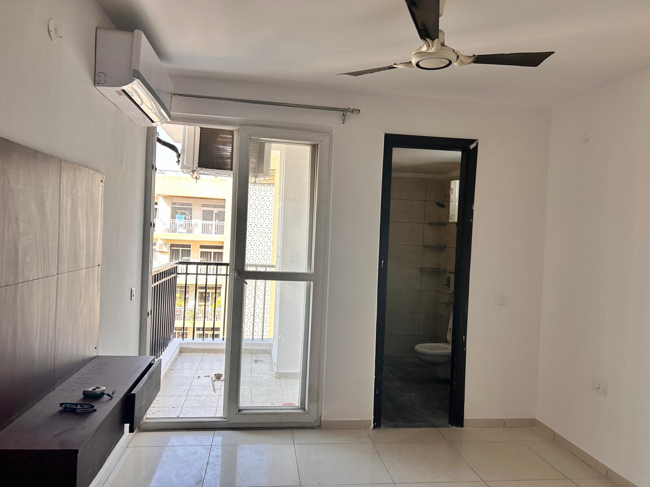 3 BHK + Pooja Room Apartment For Rent in Motiaz Royal Citi