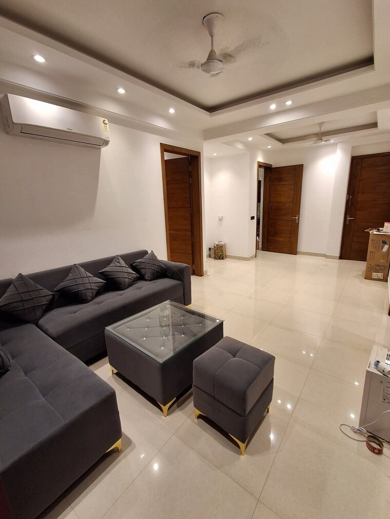 Master Bedroom, dlf-city-phase-iv 3 Bedroom 2500 Sq.Ft. Builder Floor In Dlf Phase iv Gurgaon 9461797