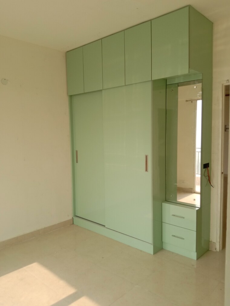 Room, signature-global-prime 2 Bedroom 834 Sq.Ft. Apartment In Sector 63a Gurgaon 9461837