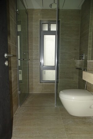 Attached Bathroom in 4 BHK Apartment at Oberoi Realty Esquire, Goregaon East – for Sale