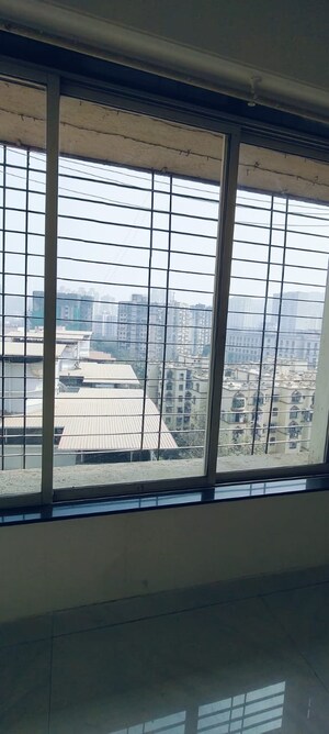 Room in 3 BHK Apartment at GHP Shimmering Heights, Powai – for Rent