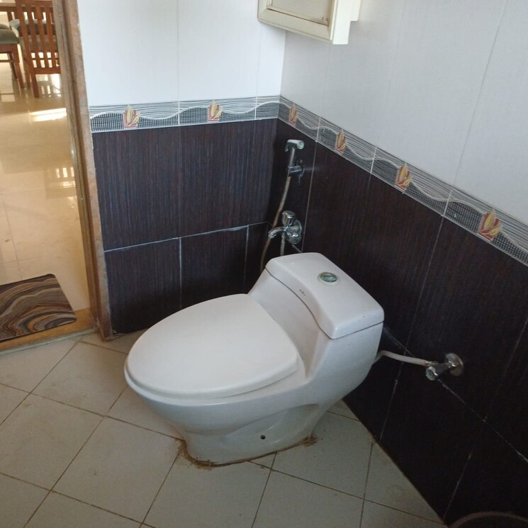 Bathroom, venkatesh-flora-phase-ii 2 Bedroom 1230 Sq.Ft. Apartment In Mundhwa Pune 9461842