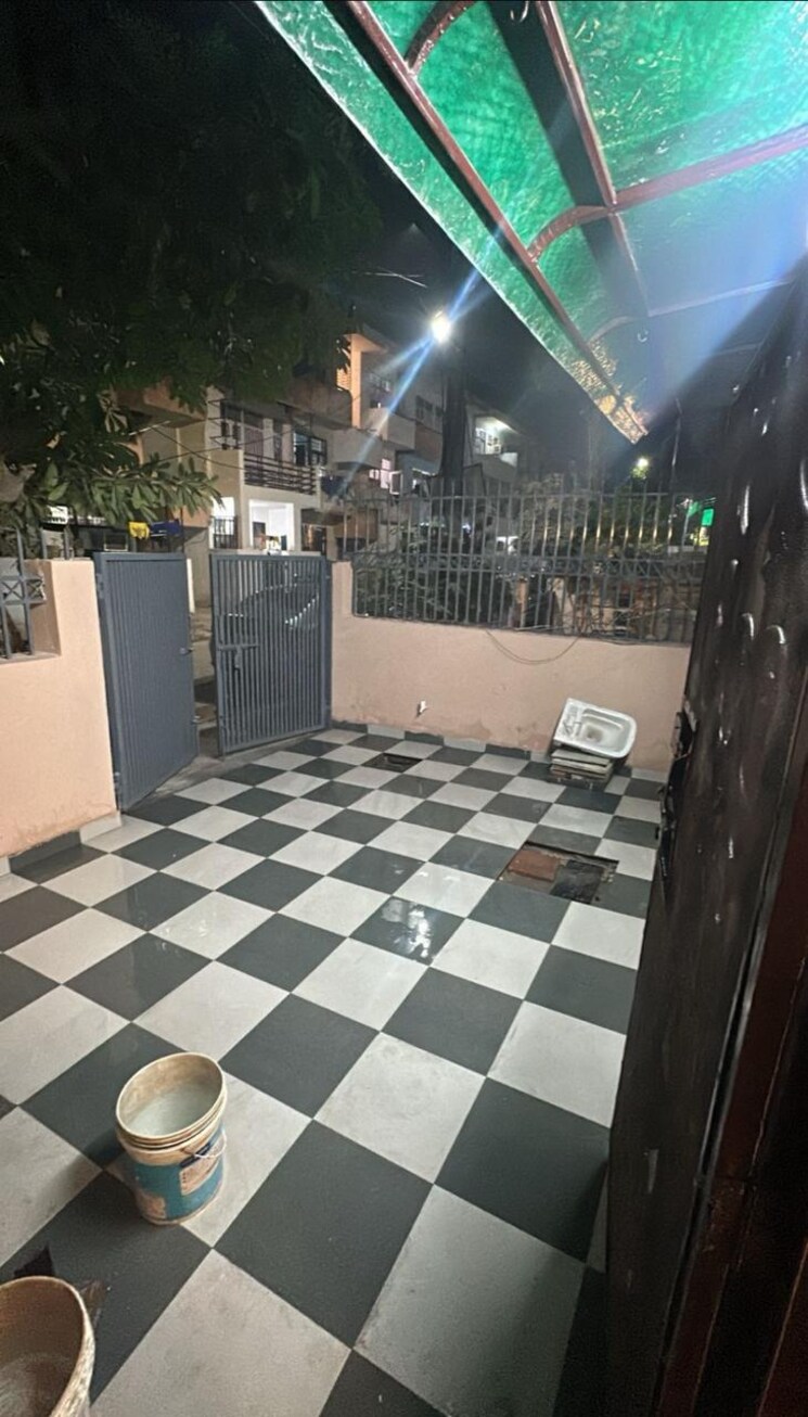 Bedroom, city-group-housing-society 4 Bedroom 2700 Sq.Ft. Builder Floor In Sector 55 Gurgaon 9461816