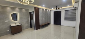 Room in 3 BHK Apartment at Rajapushpa Provincia, Narsingi – for Rent