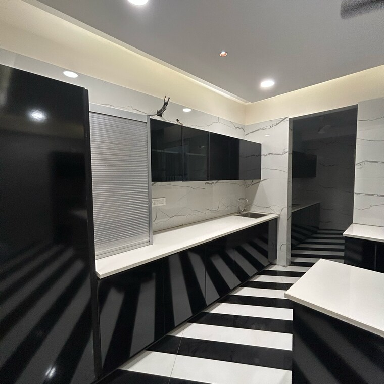 Kitchen, sector 23 5 Bedroom 4500 Sq.Ft. Builder Floor In Sector 23 Gurgaon 9461892