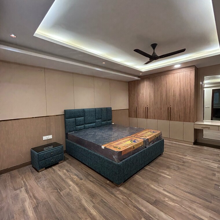Bedroom, sector 23 5 Bedroom 4500 Sq.Ft. Builder Floor In Sector 23 Gurgaon 9461892