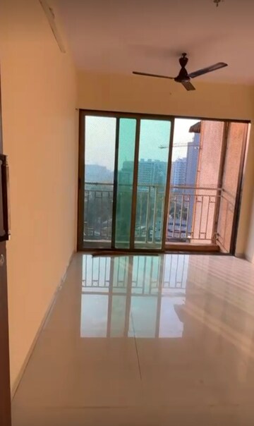 Room in 1 BHK Apartment at Sadguru Universal, New Panvel – for Rent