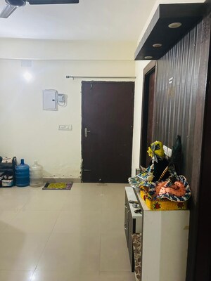 2 BHK Apartment For Rent in Devika Skypers, Raj Nagar Extension