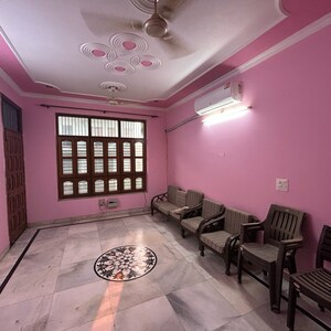 Living Room in 3 BHK Villa at Sector 21 – for Rent