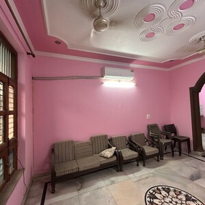 Bathroom in 3 BHK Villa at Sector 21 – for Rent