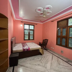 Bedroom in 3 BHK Villa at Sector 21 – for Rent
