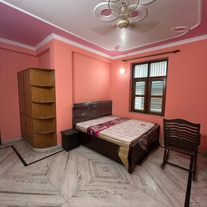 Bedroom in 3 BHK Villa at Sector 21 – for Rent