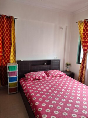 Bedroom in 2 BHK Apartment at DB Parkwoods, Kasarvadavali – for Rent