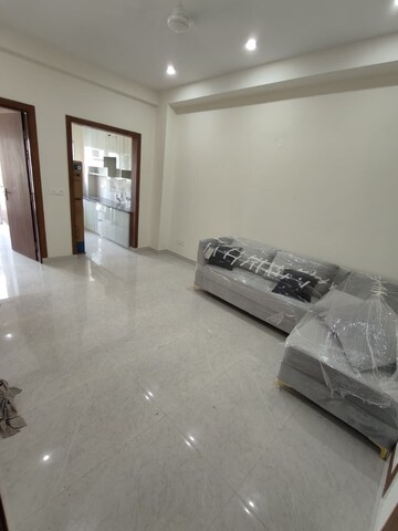 2 BHK Builder Floor For Rent in Sector 43
