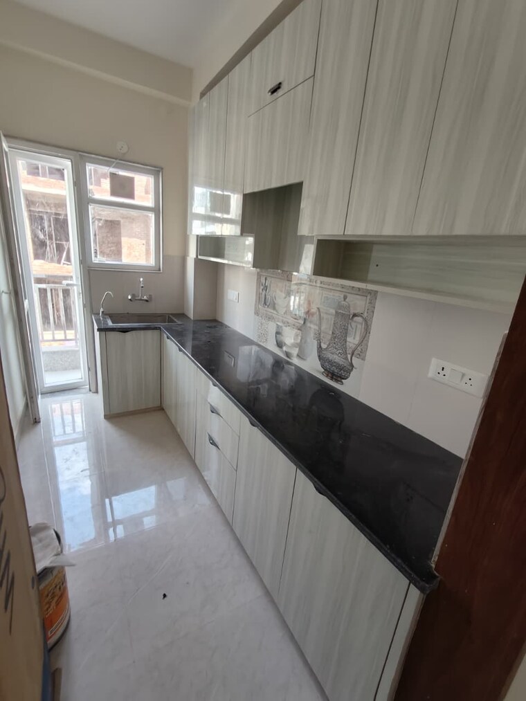 Kitchen, sector 43 2 Bedroom 215 Sq.Yd. Builder Floor In Sector 43 Gurgaon 9461975