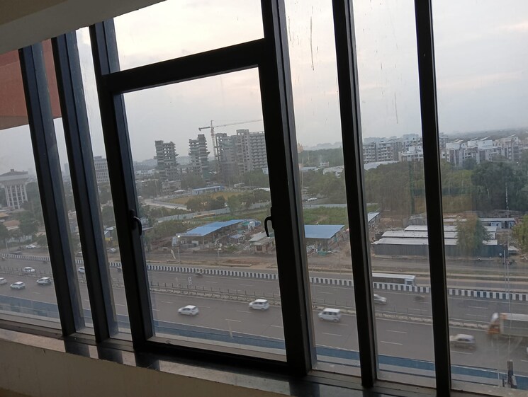 undefined, avirat-silver-radiance-4 Commercial Office Space 885 Sq.Ft. In Gota Ahmedabad 9461990