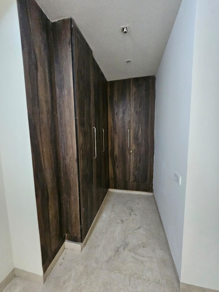 undefined, sushant lok i 5 Bedroom 300 Sq.Yd. Independent House In Sushant Lok I Gurgaon 9461992