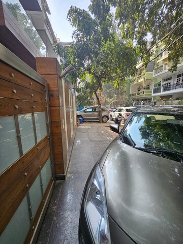 Balcony in 5 BHK Independent House at Sushant Lok I – for Rent