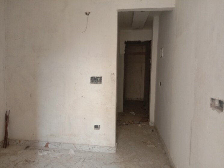 Room, dwarka mor 2 Bedroom 648 Sq.Ft. Independent House In Dwarka Mor Delhi 9462109