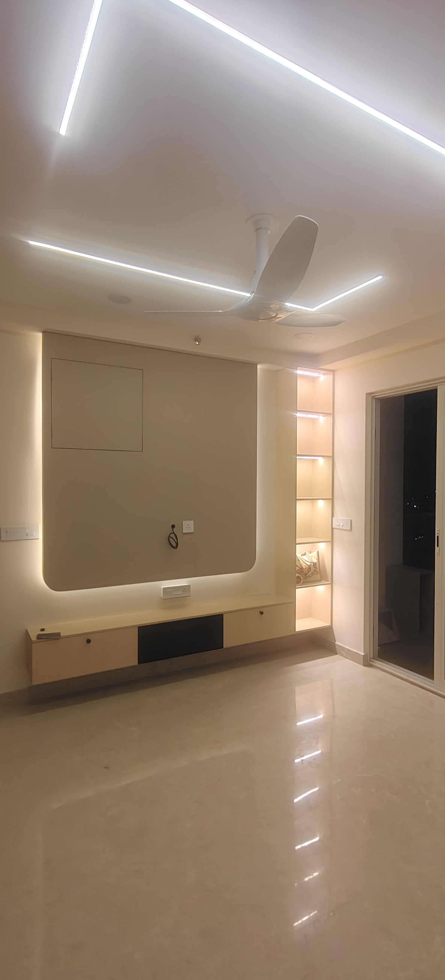 3 BHK + Pooja Room 2200 Sq.Ft. Apartment in Aurobindo Kohinoor