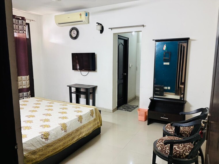 Bedroom, jaipuria-sunrise-green 3 Bedroom 1850 Sq.Ft. Apartment In Lohgarh Zirakpur 9462122